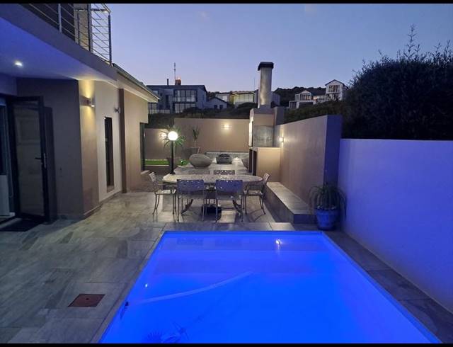 4 BEDROOM HOUSE FOR SALE IN PINNACLE POINT GOLF ESTATE